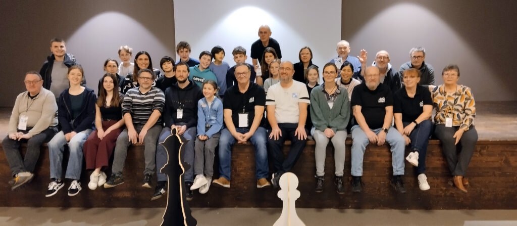 Bénévoles et encadrantsqualif régionale Lorraine championnat de France jeunes Dommartin Lès Remiremont